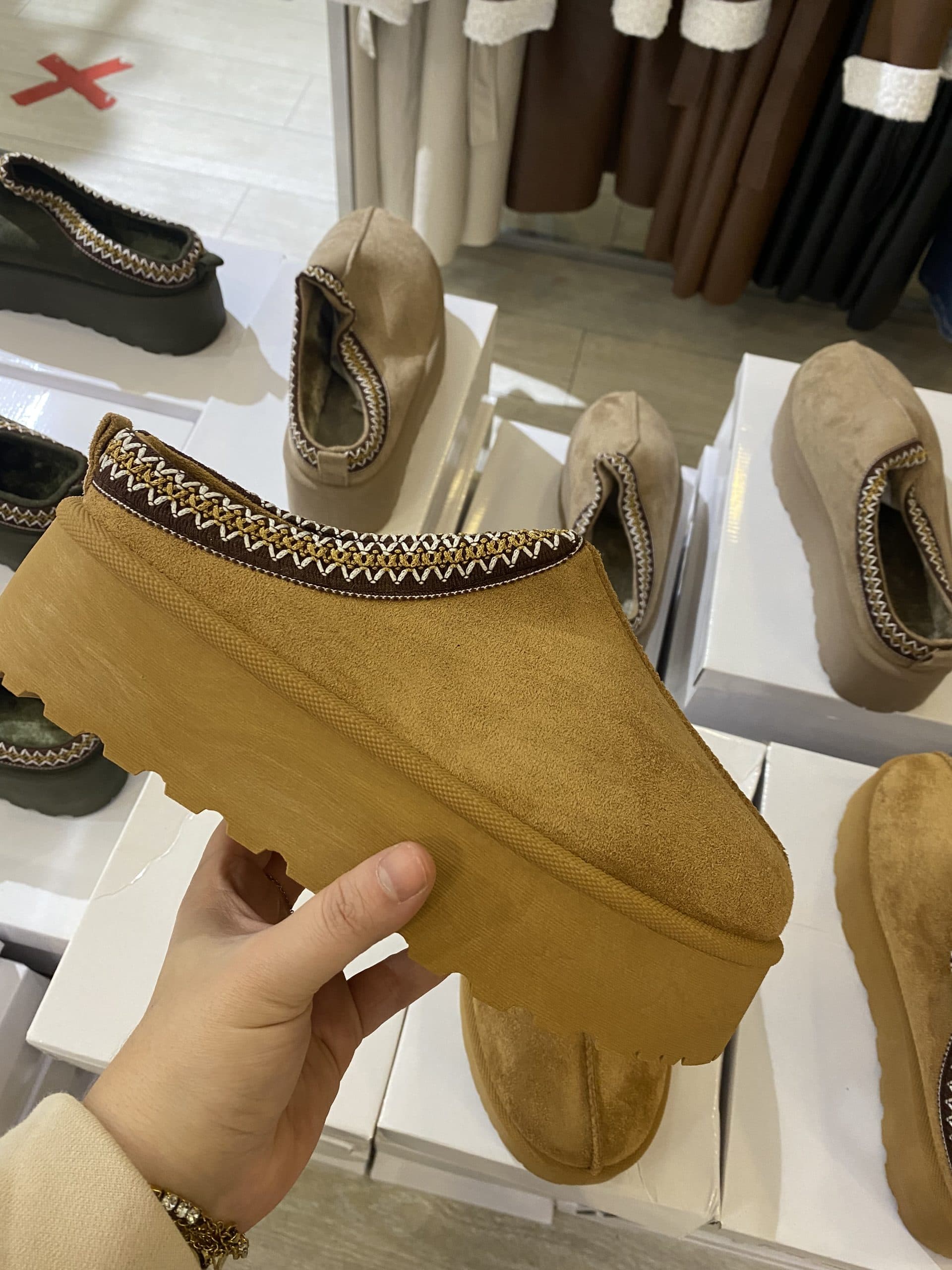 Boots camel