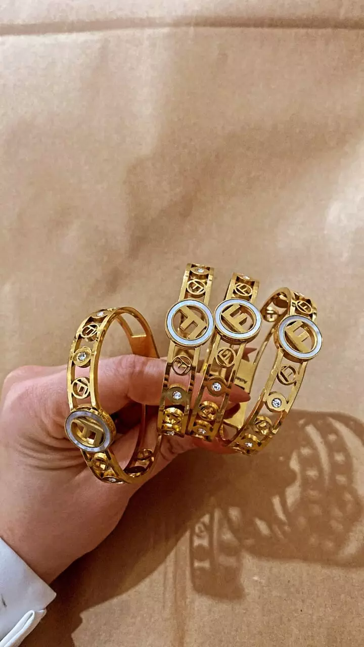 bracelet en acier inoxydable Messellina Feyza