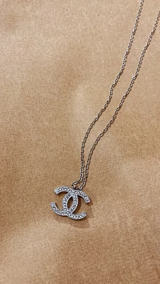 collier en acier inoxydable demoiselle